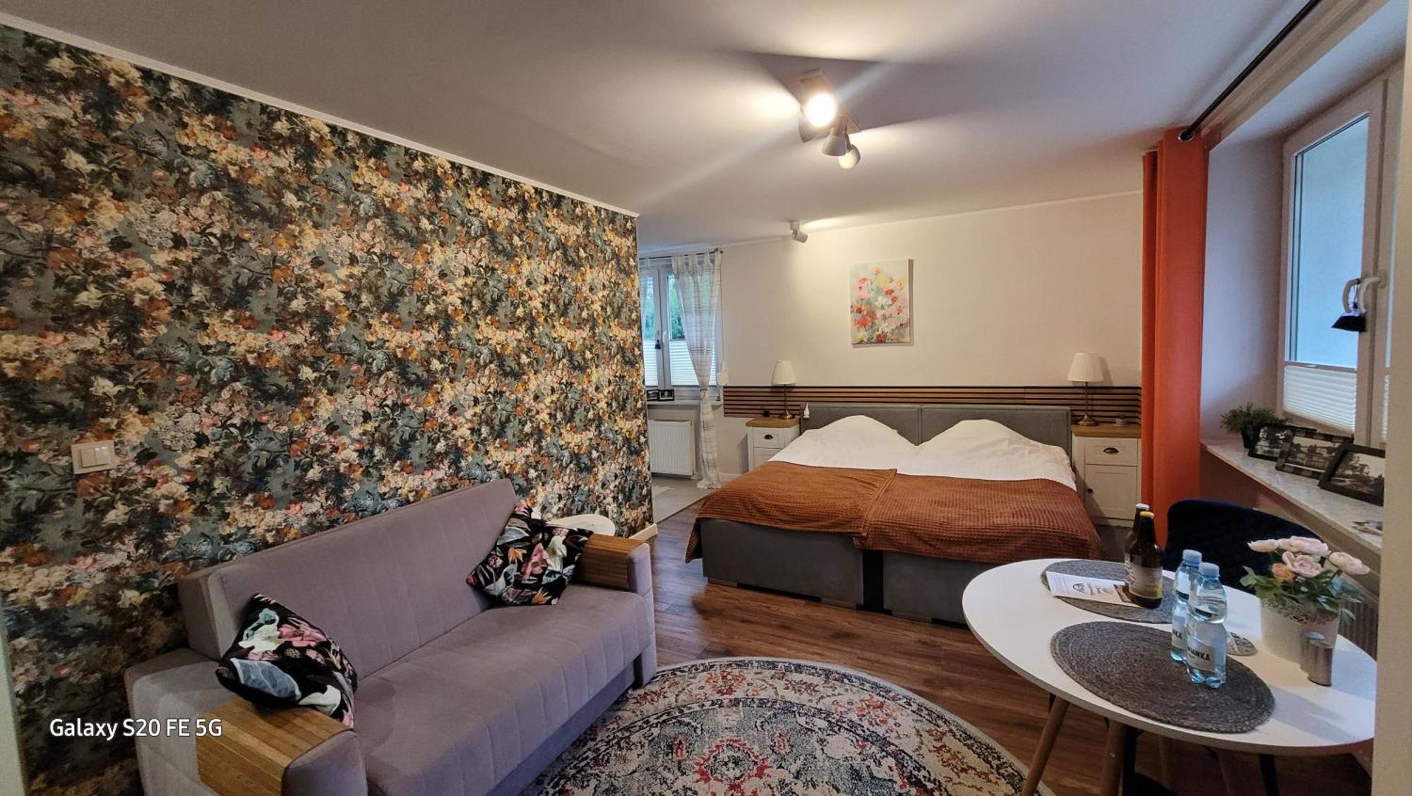 Apartament Przy Parku Nałęczów Esterno foto